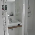 - Restaurant Uit De Kunst 3*