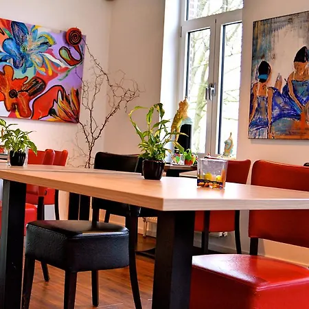 - Restaurant Uit De Kunst Vijlen