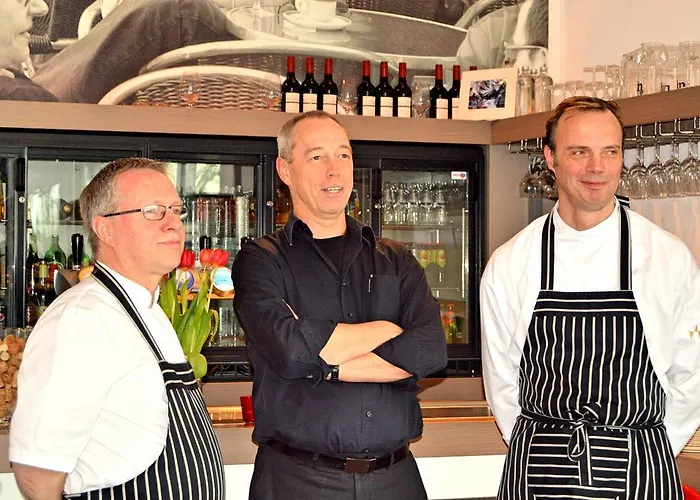 Hotel - Restaurant Uit De Kunst 3*