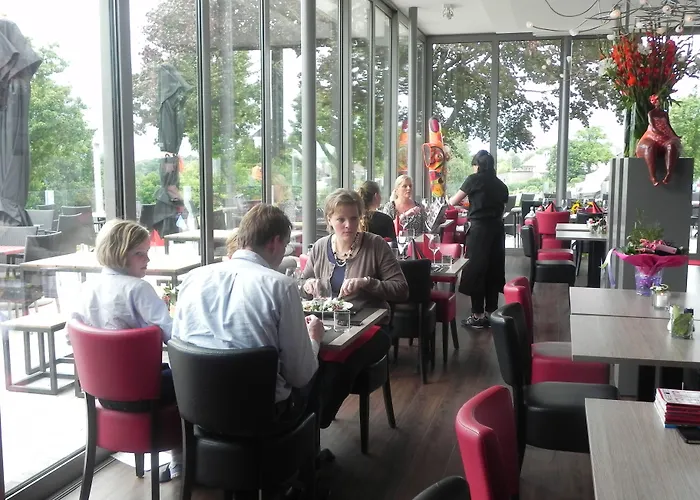 - Restaurant Uit De Kunst Hotel Vijlen